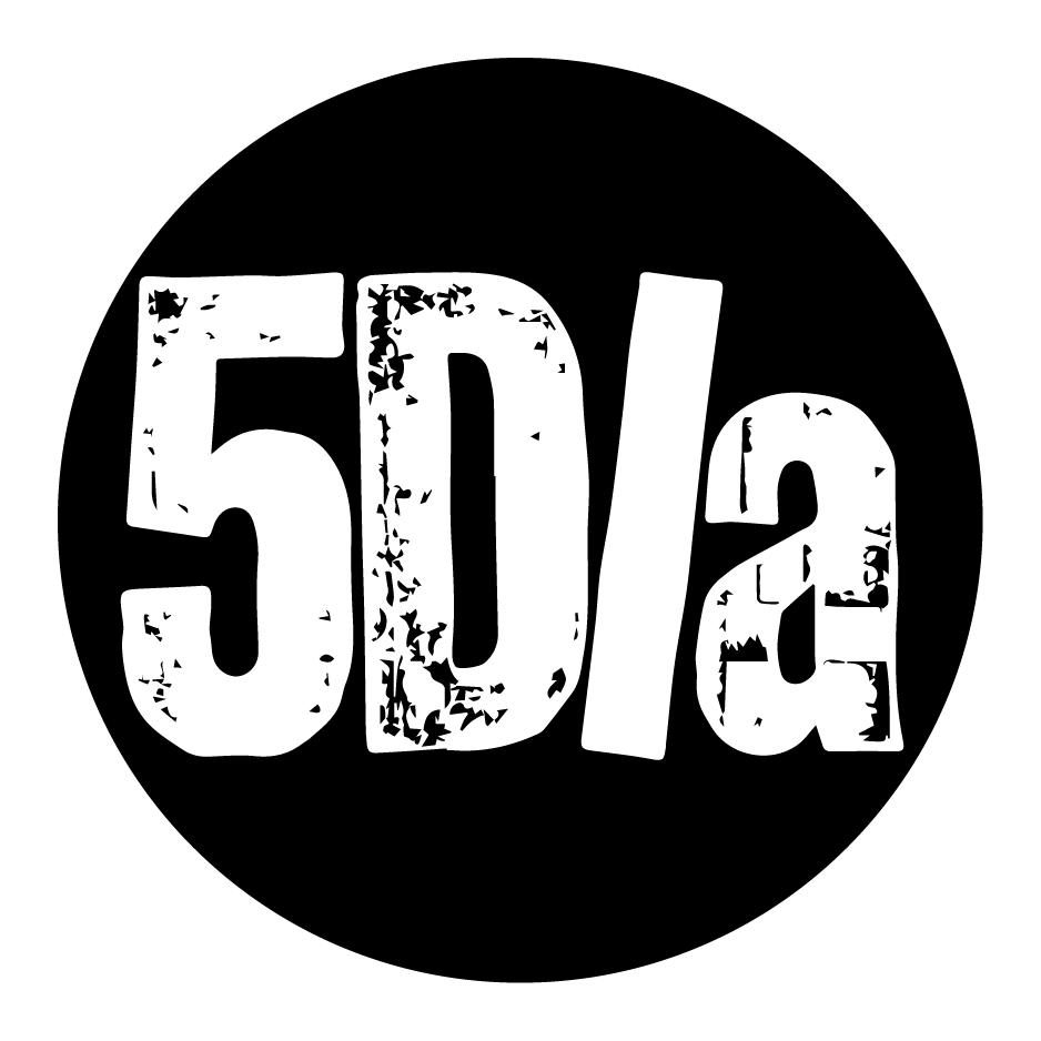5dla Logo in black circle and white text