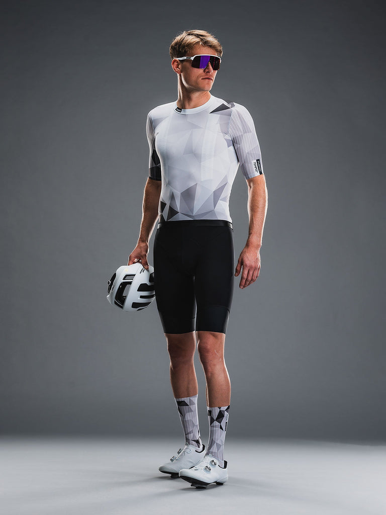 Fusion TEMPO! PRO Aero Sock carbon men's cycling socks product image 3